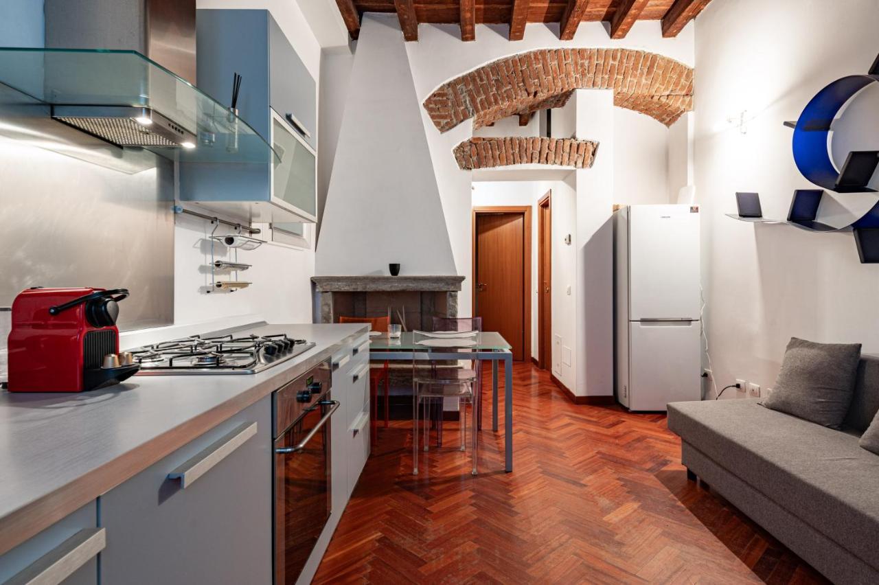 Ticinese Livings Comfy Suite - Full City Center Милано Екстериор снимка